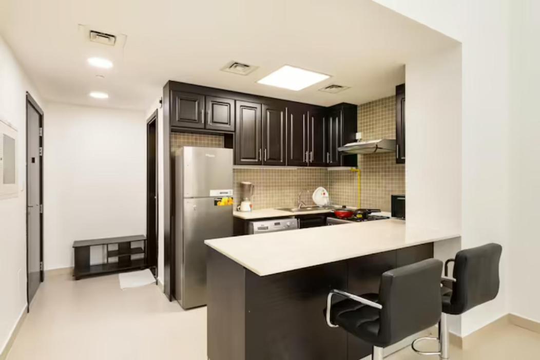 Modelux Tower 1 Apartment Dubai Exterior photo